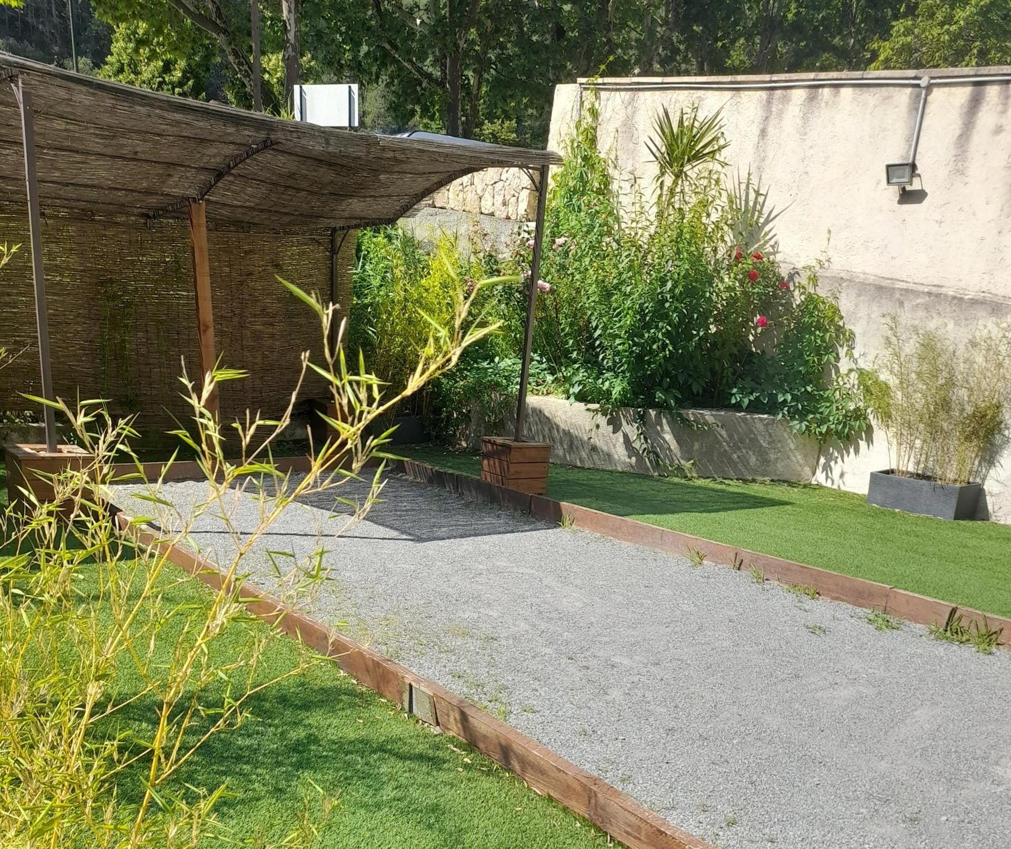 Hôtel Les Alizés Puget-Théniers Exterior foto