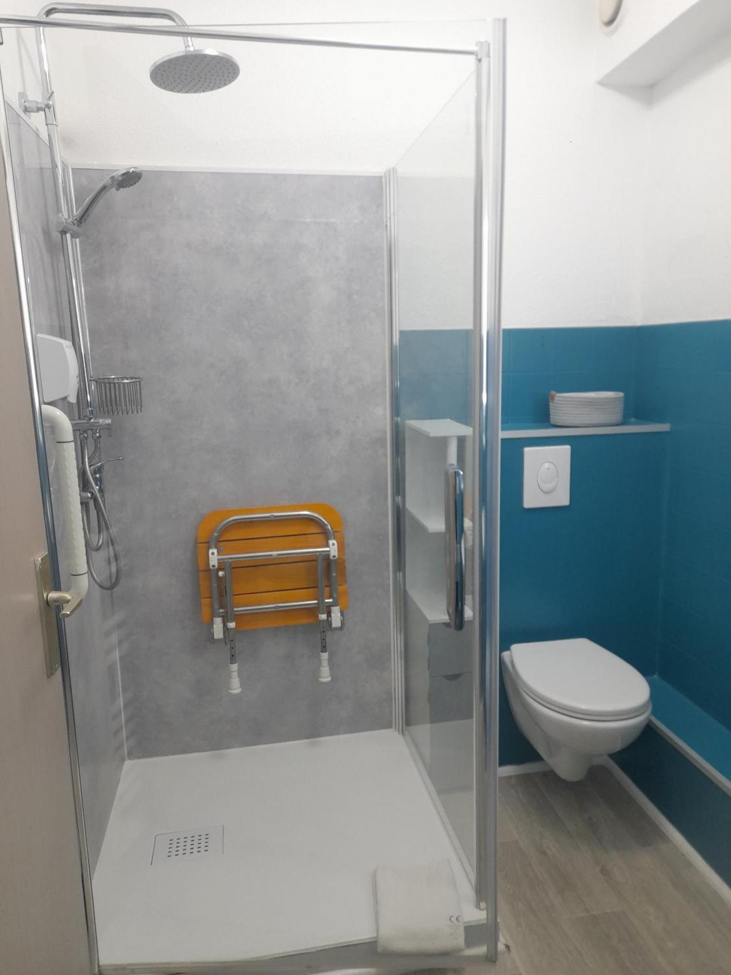 Hôtel Les Alizés Puget-Théniers Habitación foto